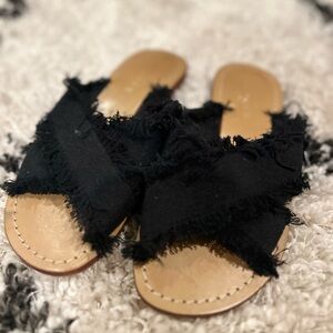 Criss Cross Sandals Mystique Boutique - Size 6